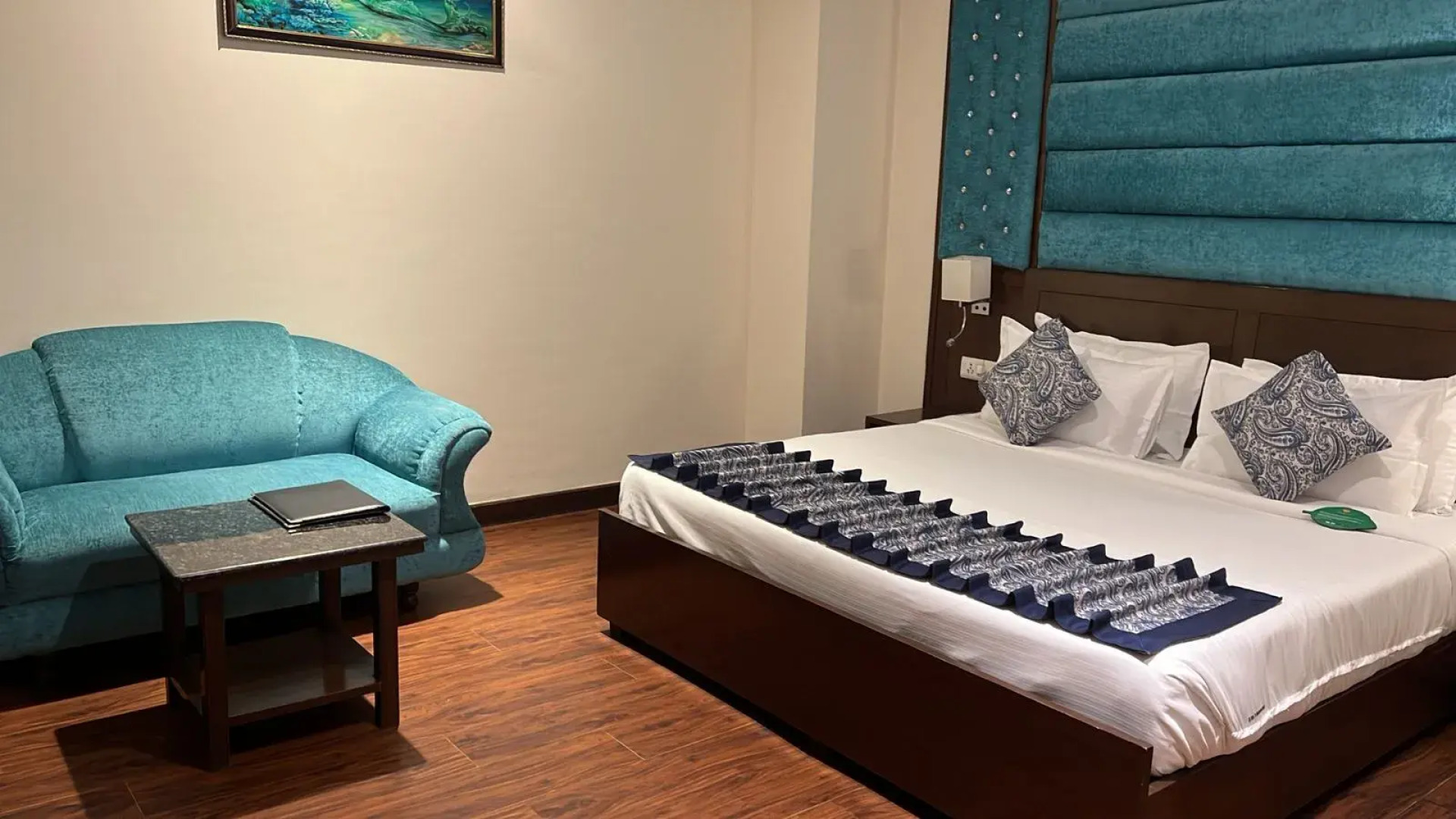 Hotel Kohinoor Palace