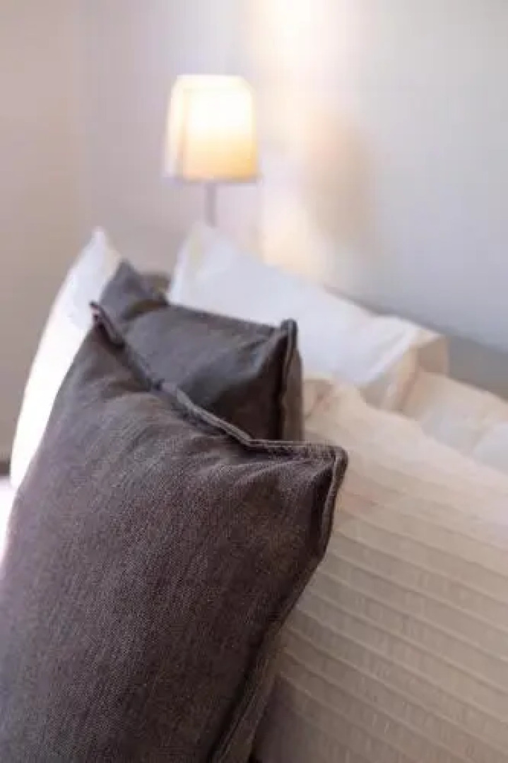 Room 122 @ The Nicol Hotel