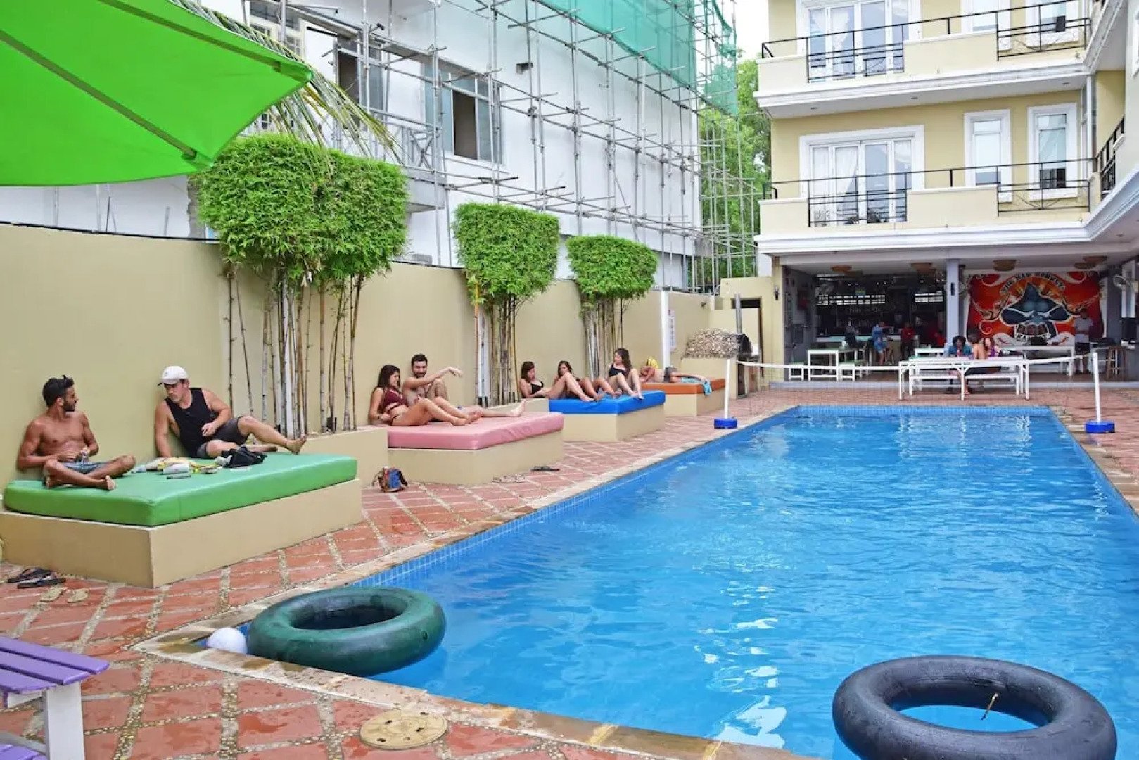 Mad Monkey Hostel Kampot