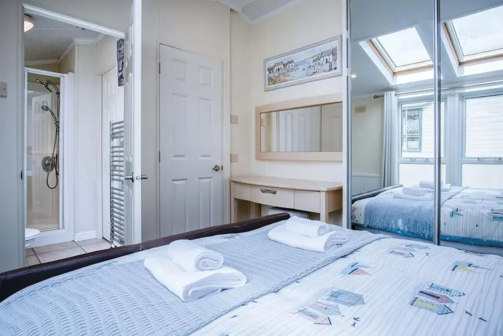 2 Manor Lodge - 2 Bedroom Lodge - Pendine