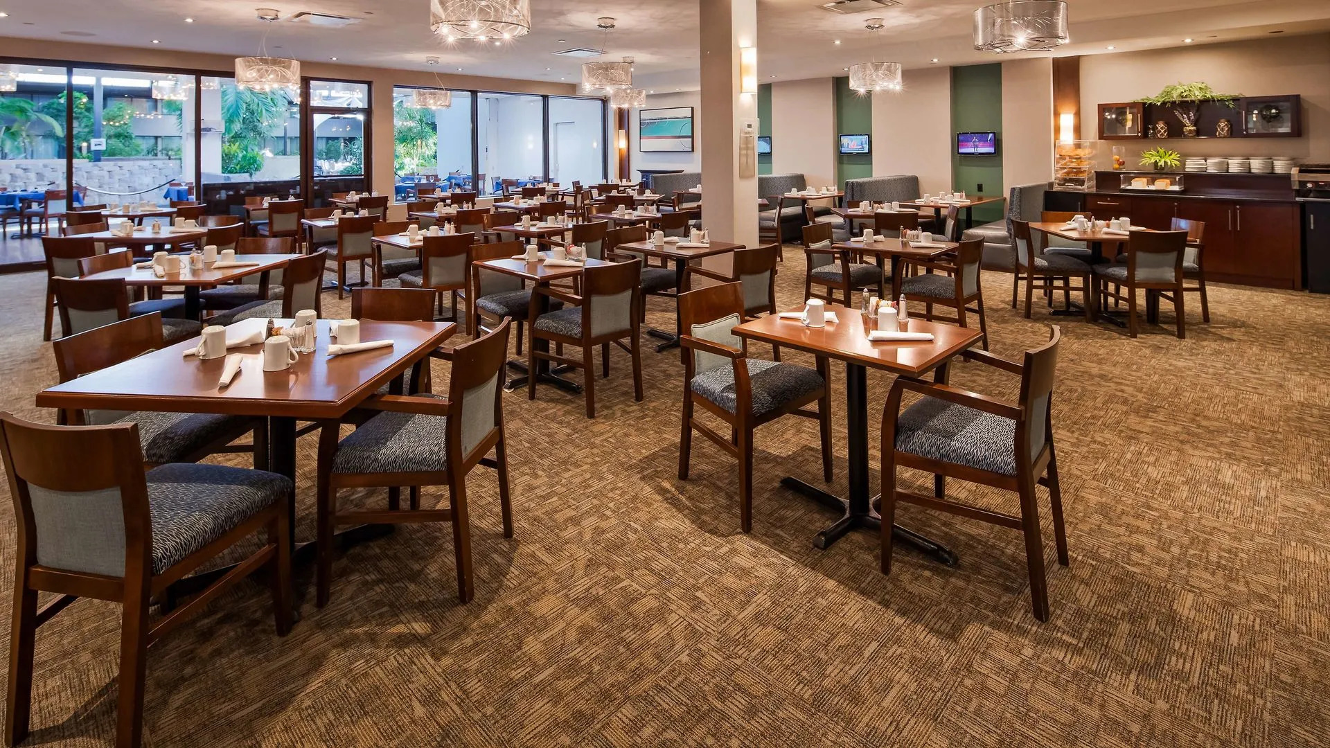 Radisson Hotel Montreal Airport