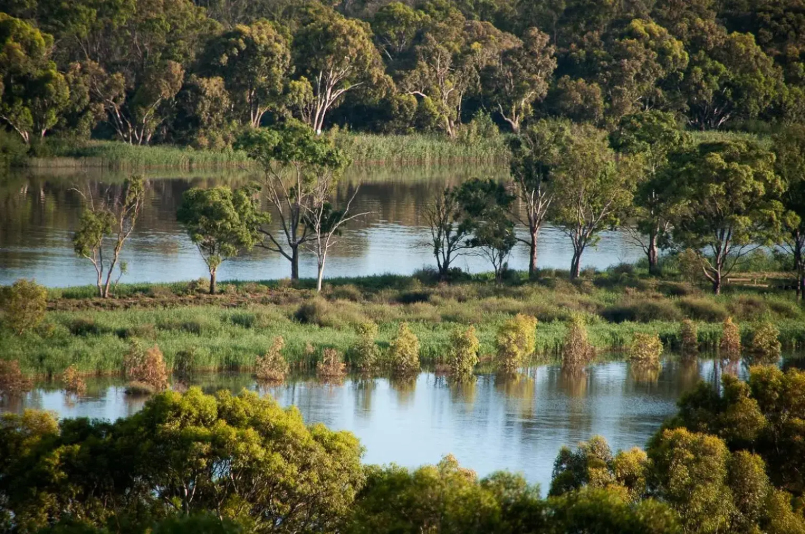 Romantic Getaways at Riverview Rise Retreats