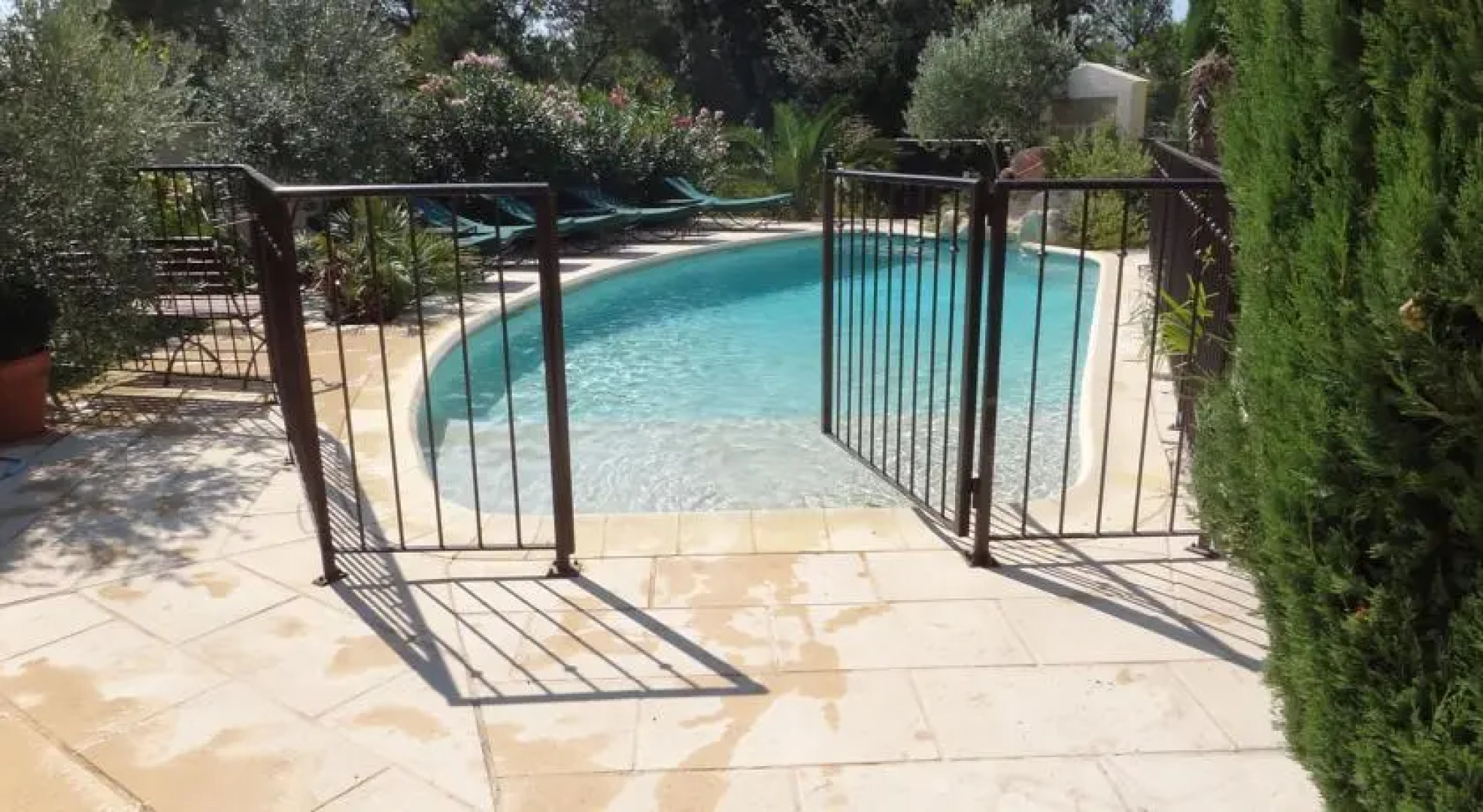 Holiday home dAvignon et pinède