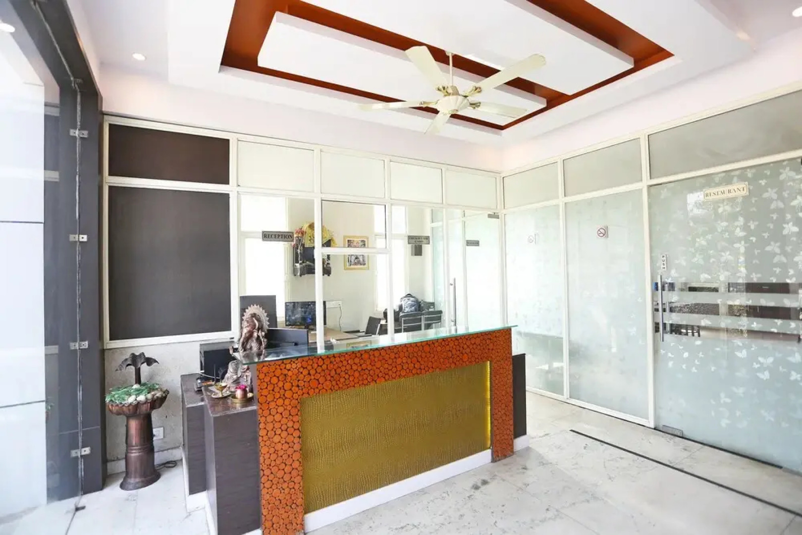 OYO 35823 Hotel Blumango