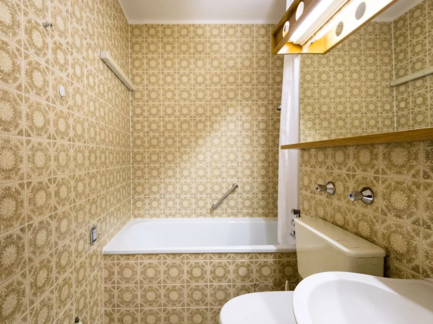 Apartment B512 Sassofortino