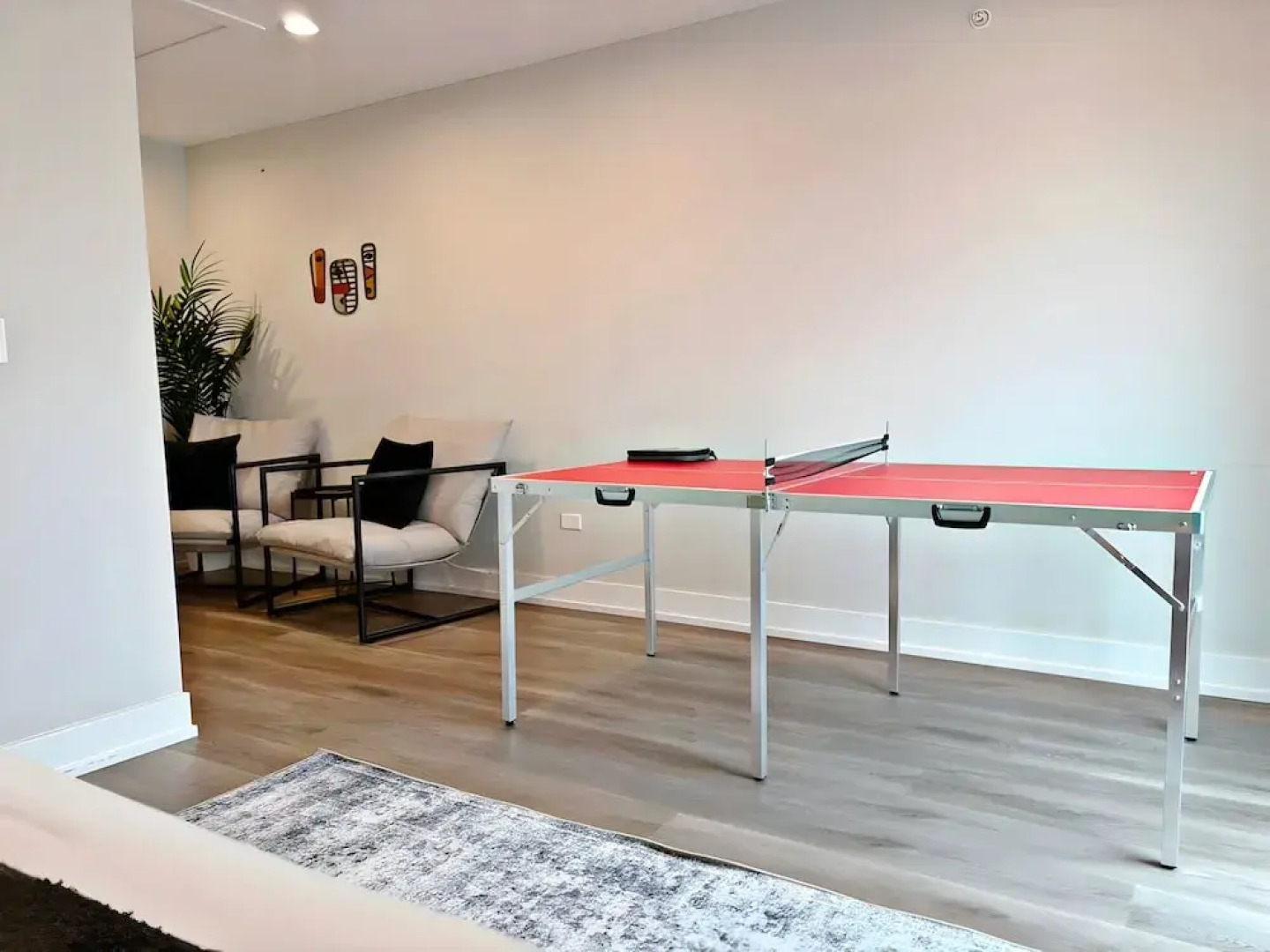 4BR Townhouse with Parking - WV rep 3