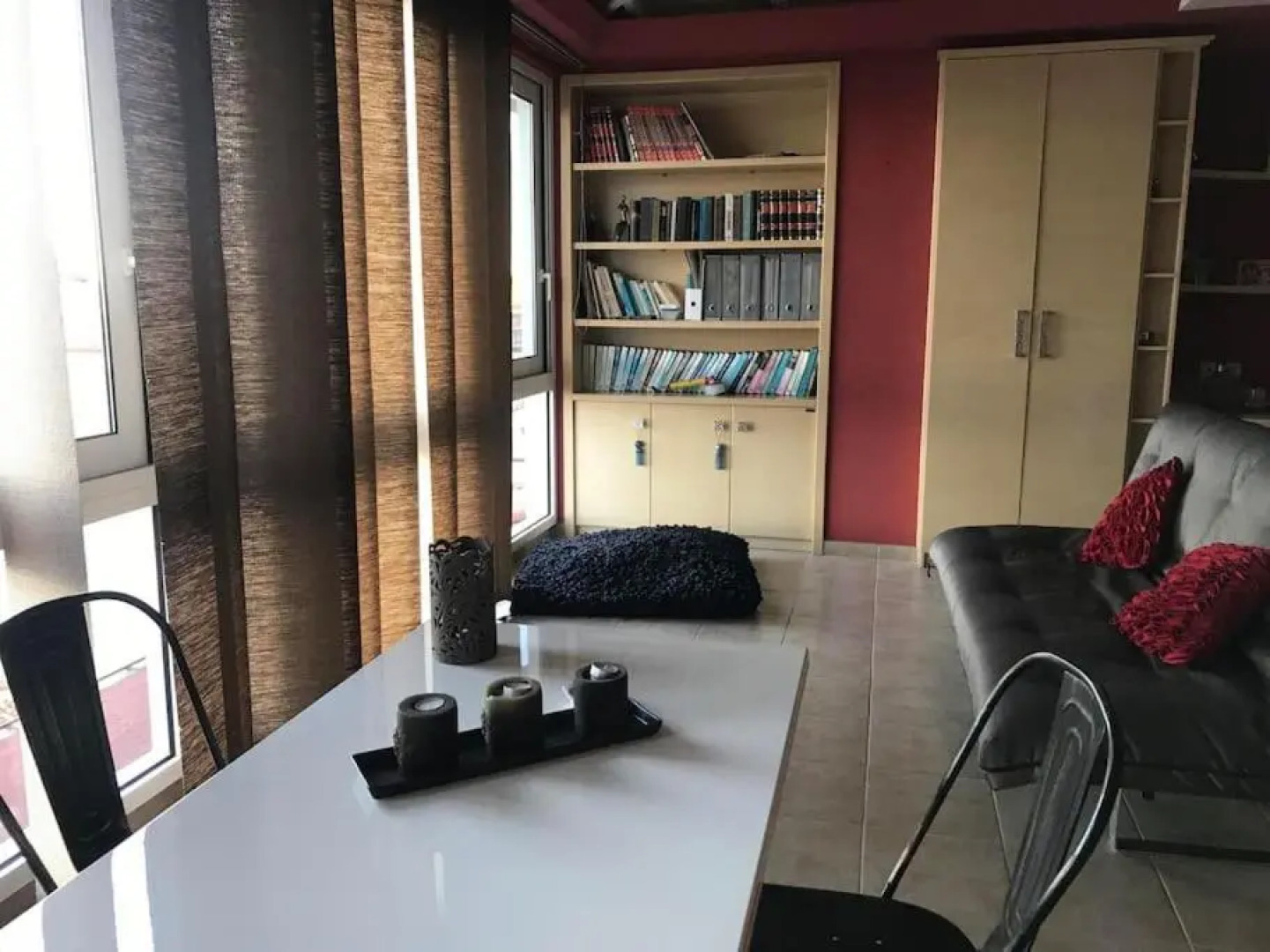 Cathryn Luxury Apartment -3-