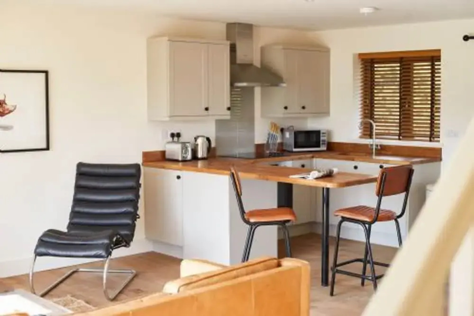 Host Stay Number Two Piglets