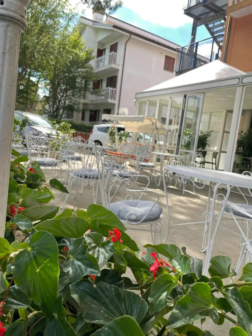 Petit Hotel
