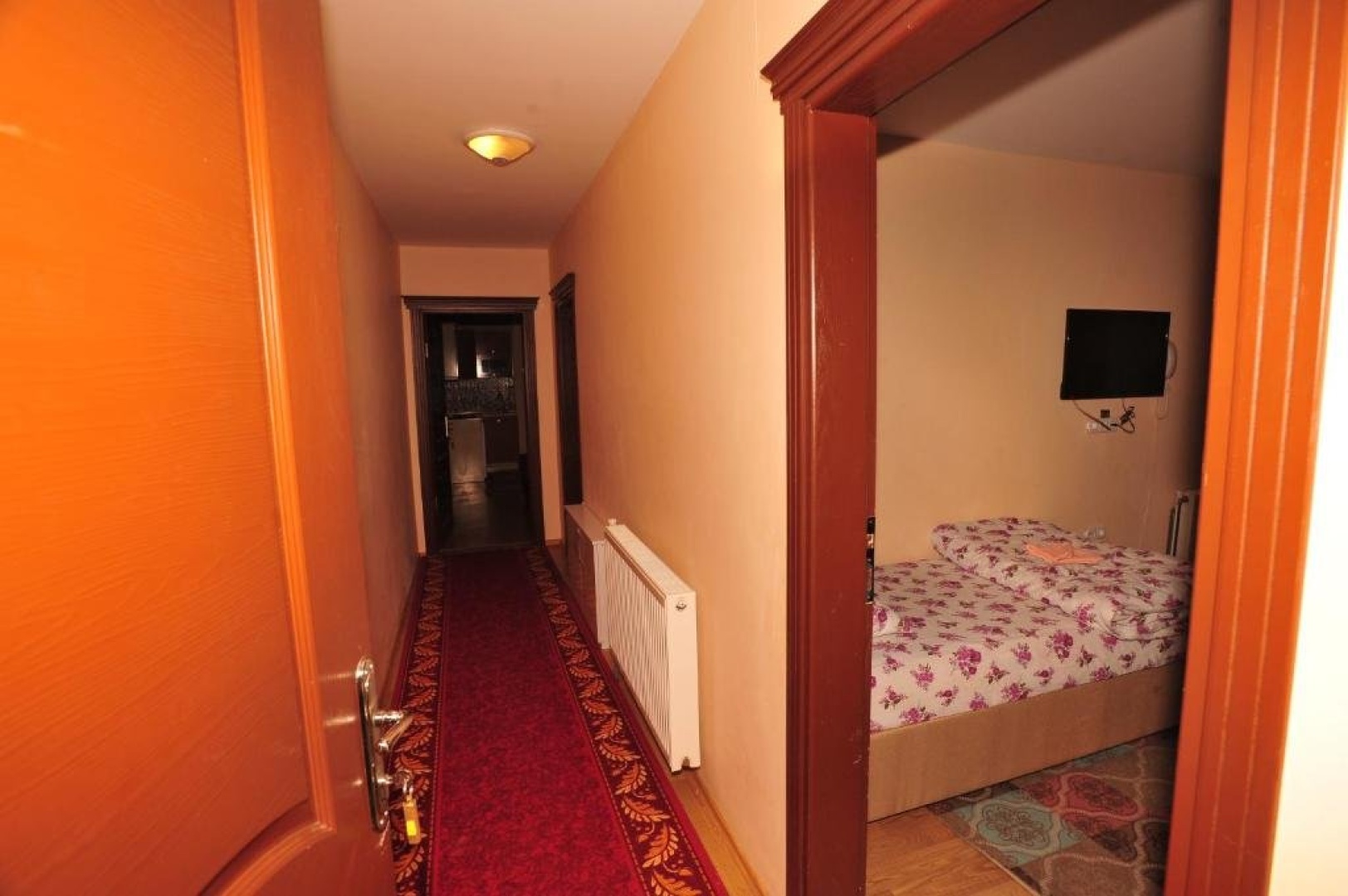 Cam Hotel & Restaurant 2