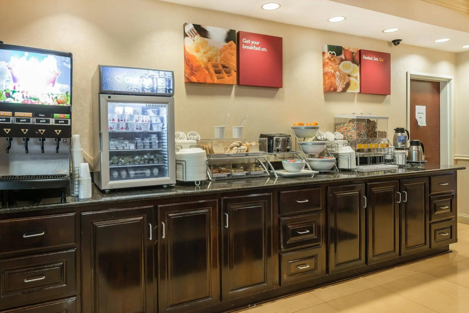 Comfort Suites near MCAS Beaufort