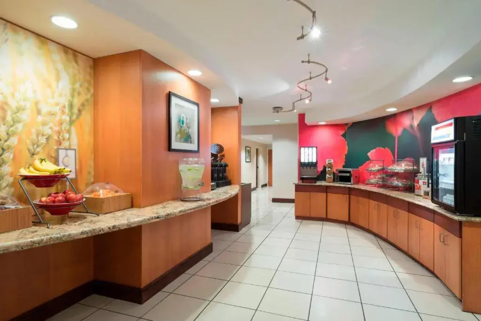 Fairfield Inn & Suites State College