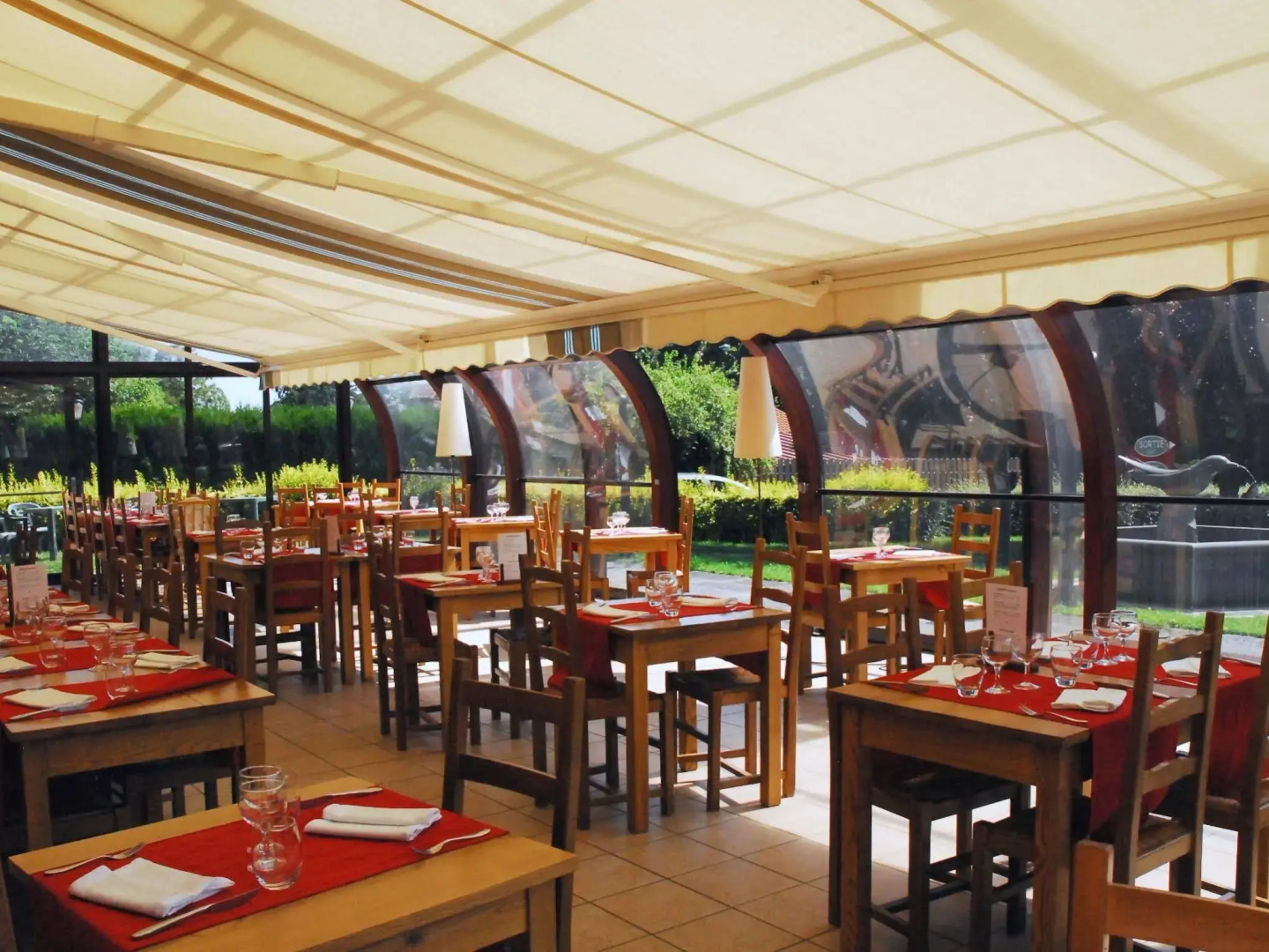 Hôtel les Hirondelles