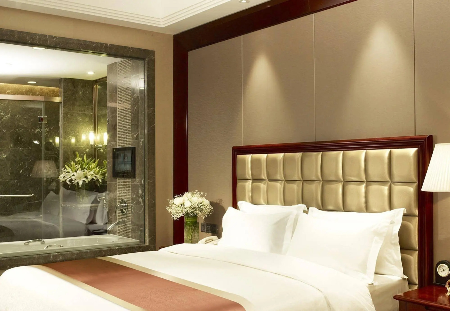 Baohengda International Hotel - Shenzhen