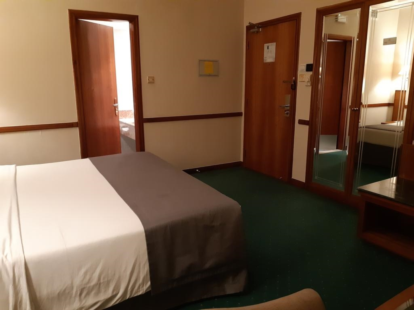 Lotus Grand Hotel Dubai