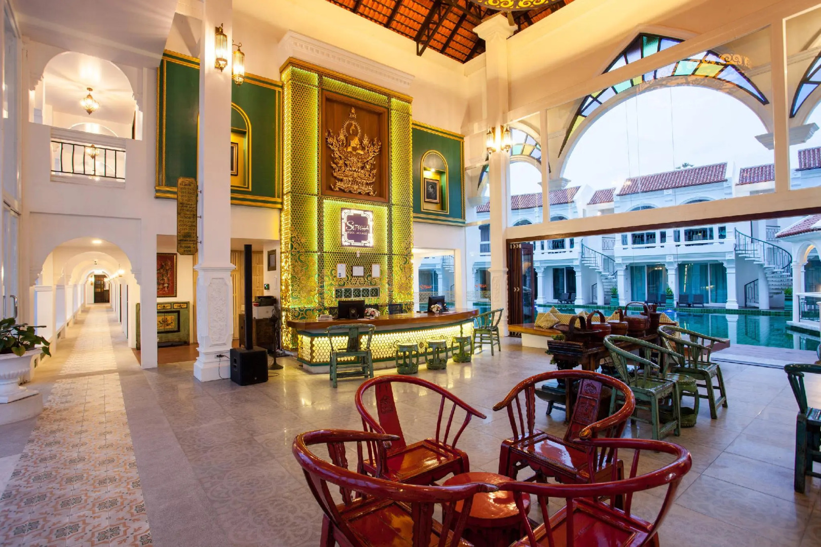 Supicha pool access hotel