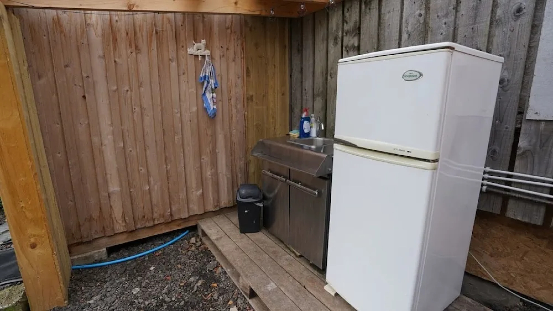 Showman's Hut @ Westcote