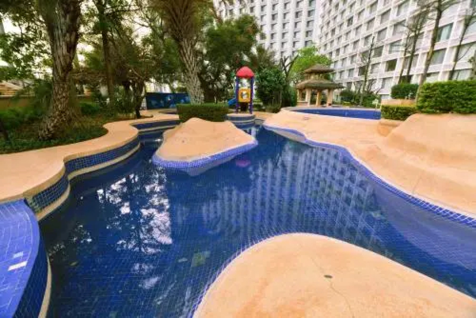 Blue Mansion Hotel Fuxian Lake Chengjiang