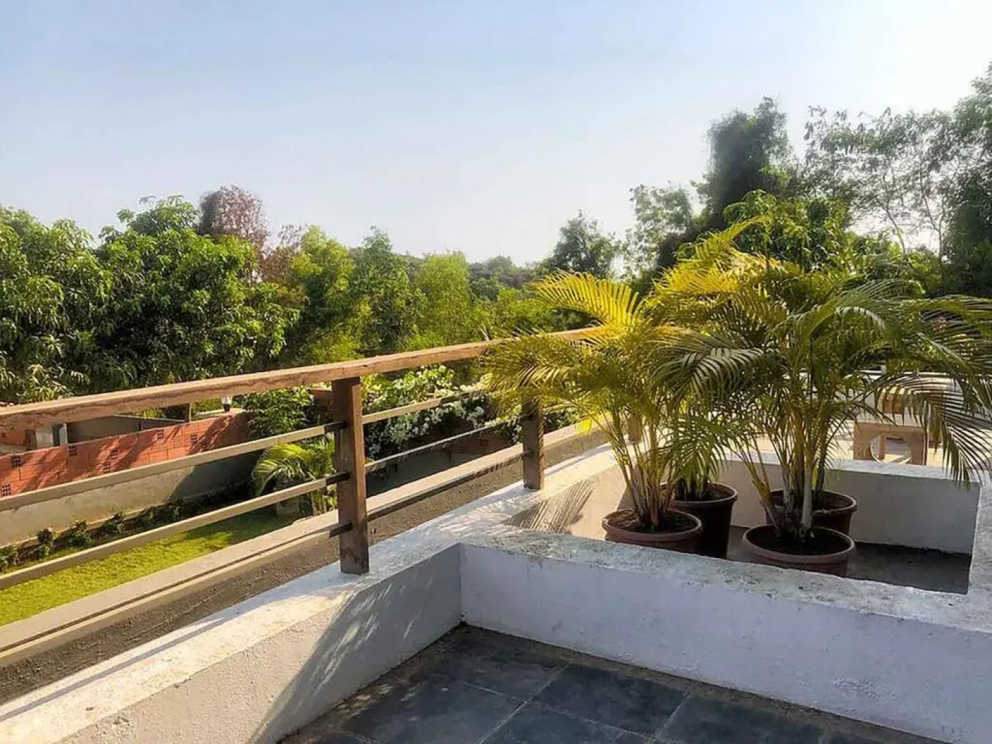 Oceanfront 4 bed private pool Gorai beach villa near Mumbai