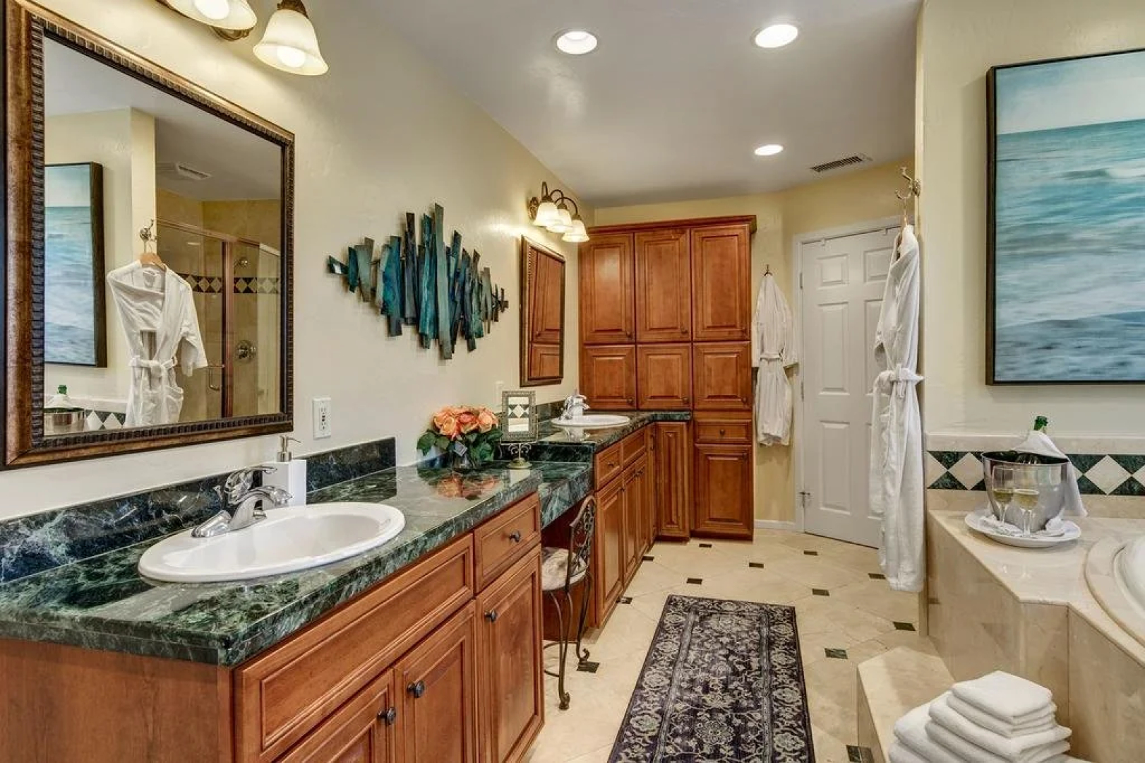Hillcrest House Bed & Breakfast