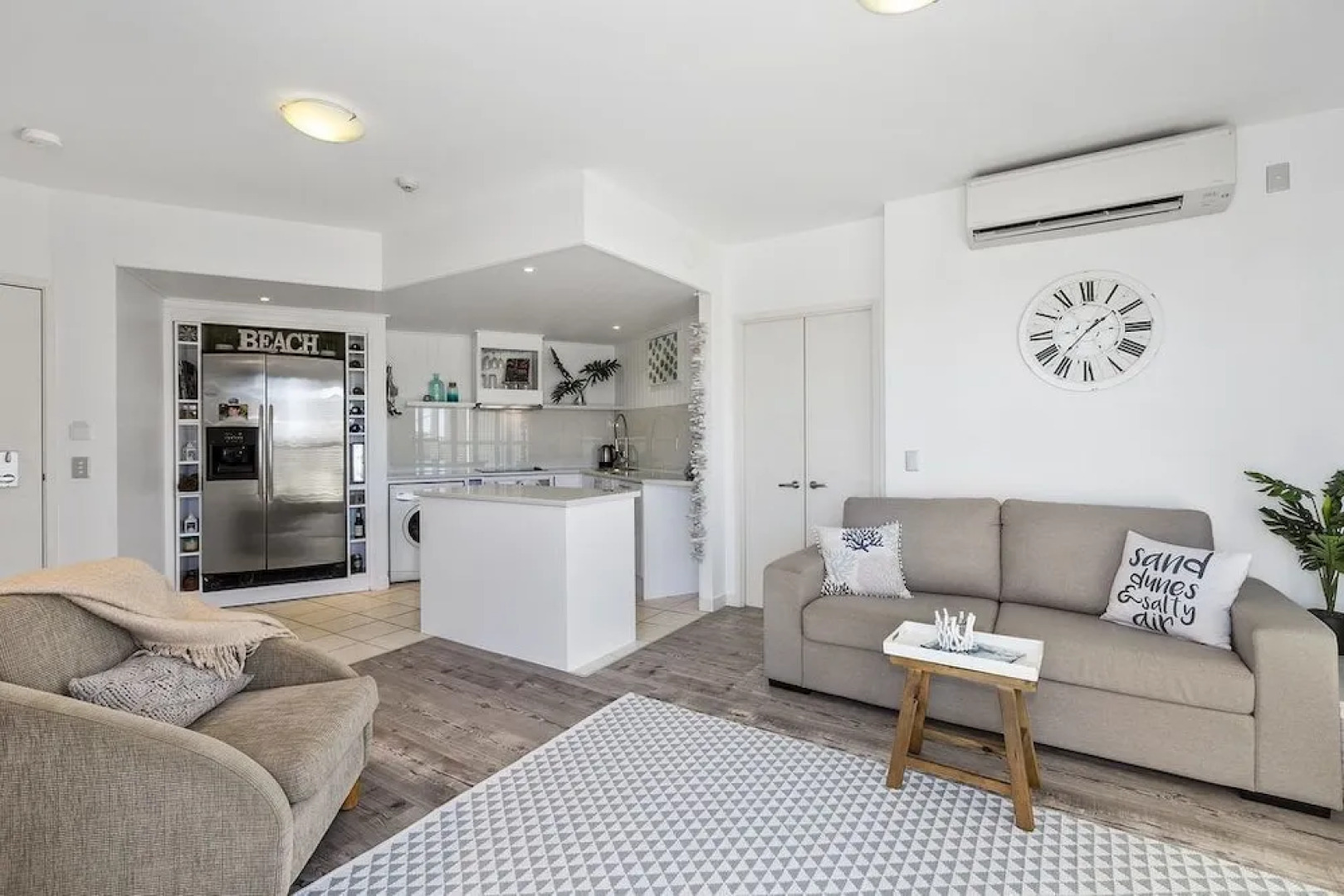 Resort On The Beach 1219/20