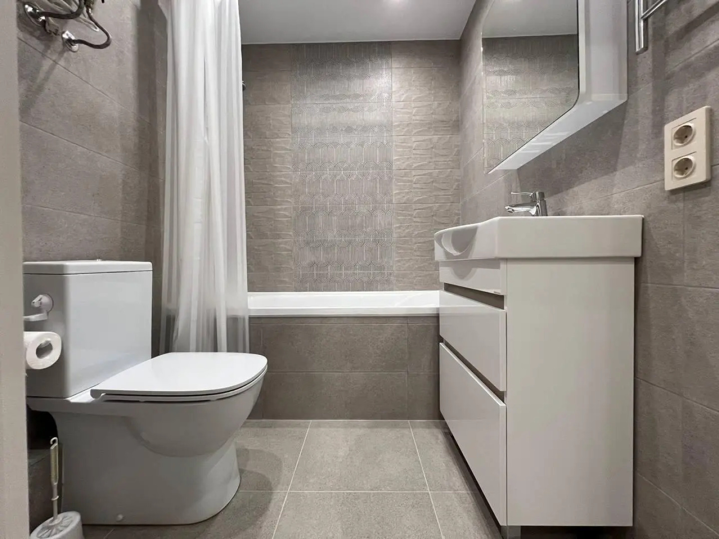 EasyRent Тухачевского,84