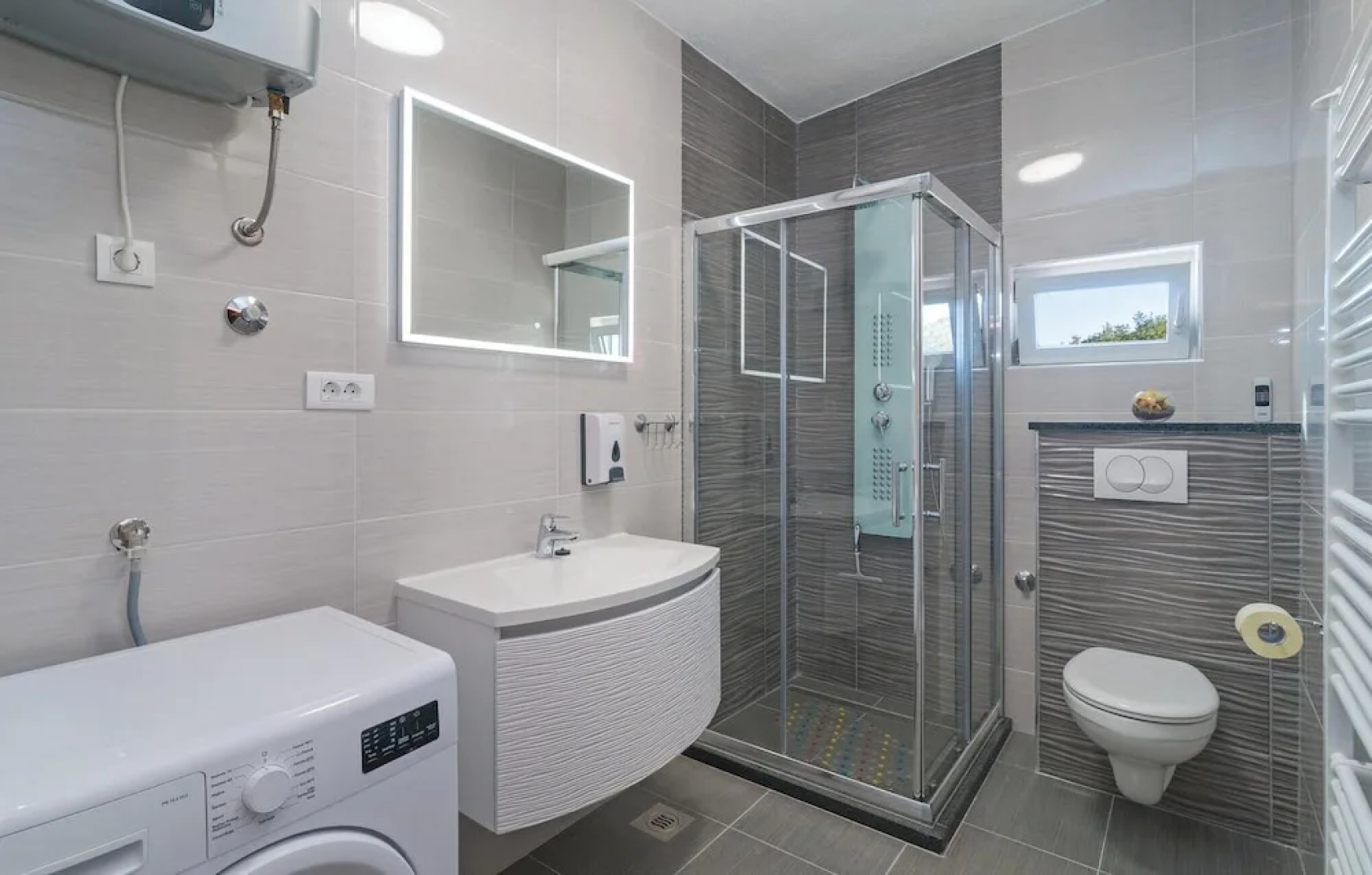 Nice Home in Srinjine With Sauna, Wifi and 4 Bedrooms