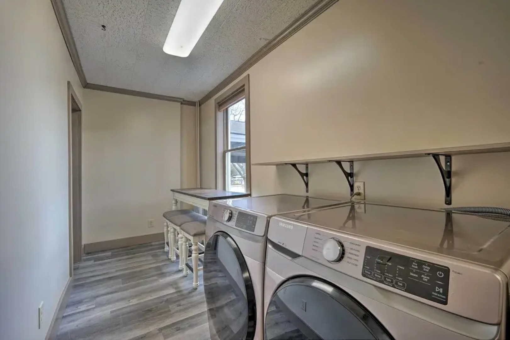 Family-friendly Retreat: Walk to Lake George!