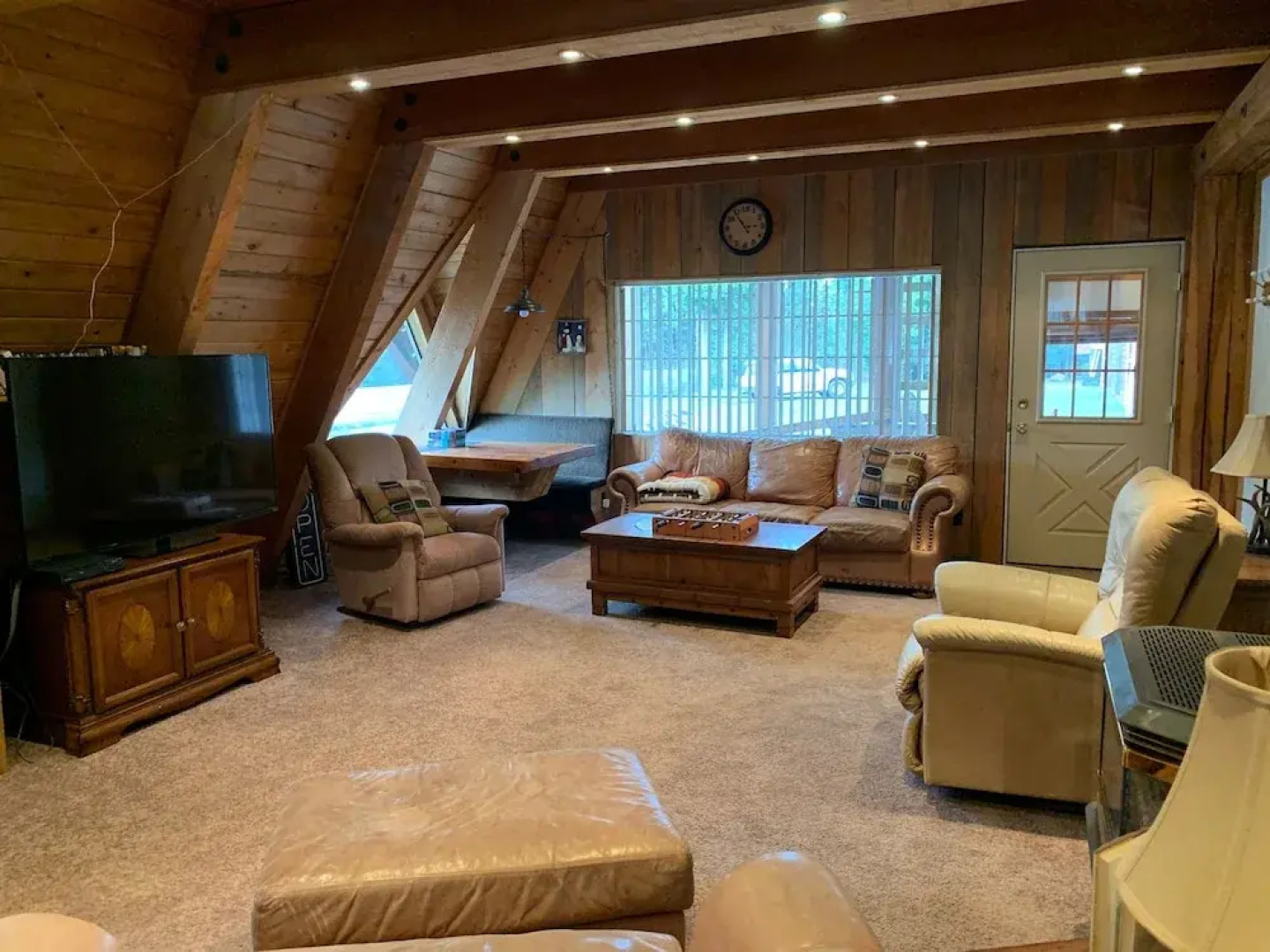 Tamarack 3 Bears Inn