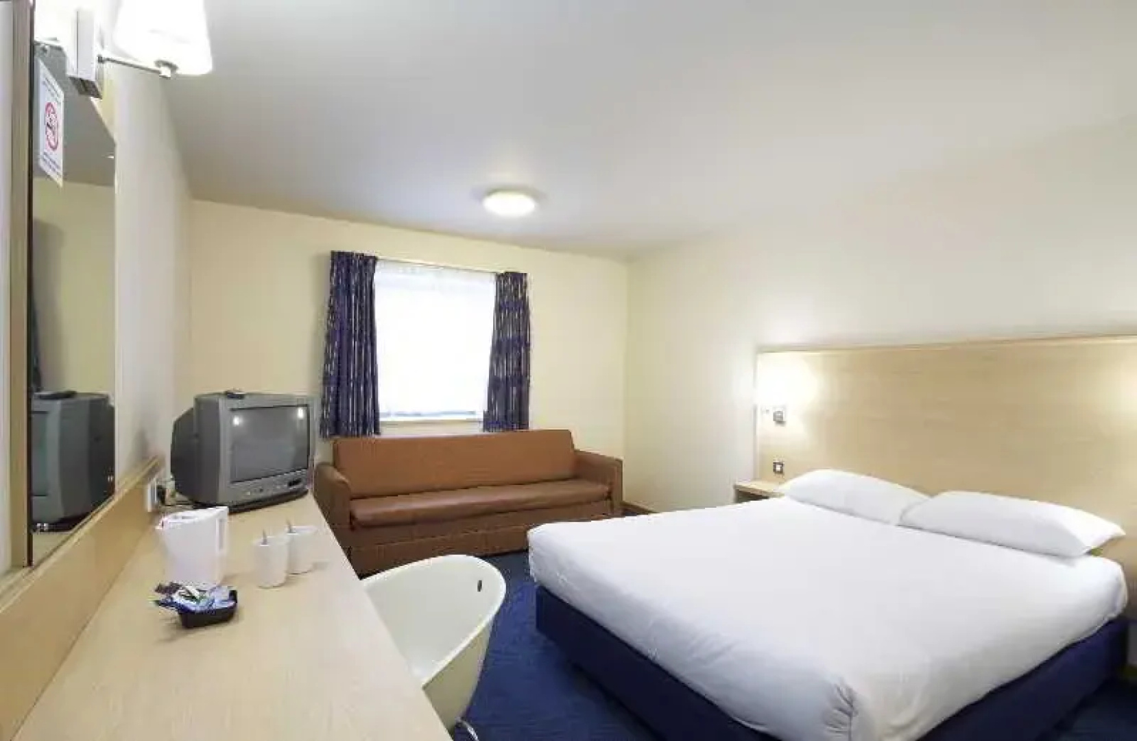 Travelodge Birmingham Central Broadway Plaza Hotel