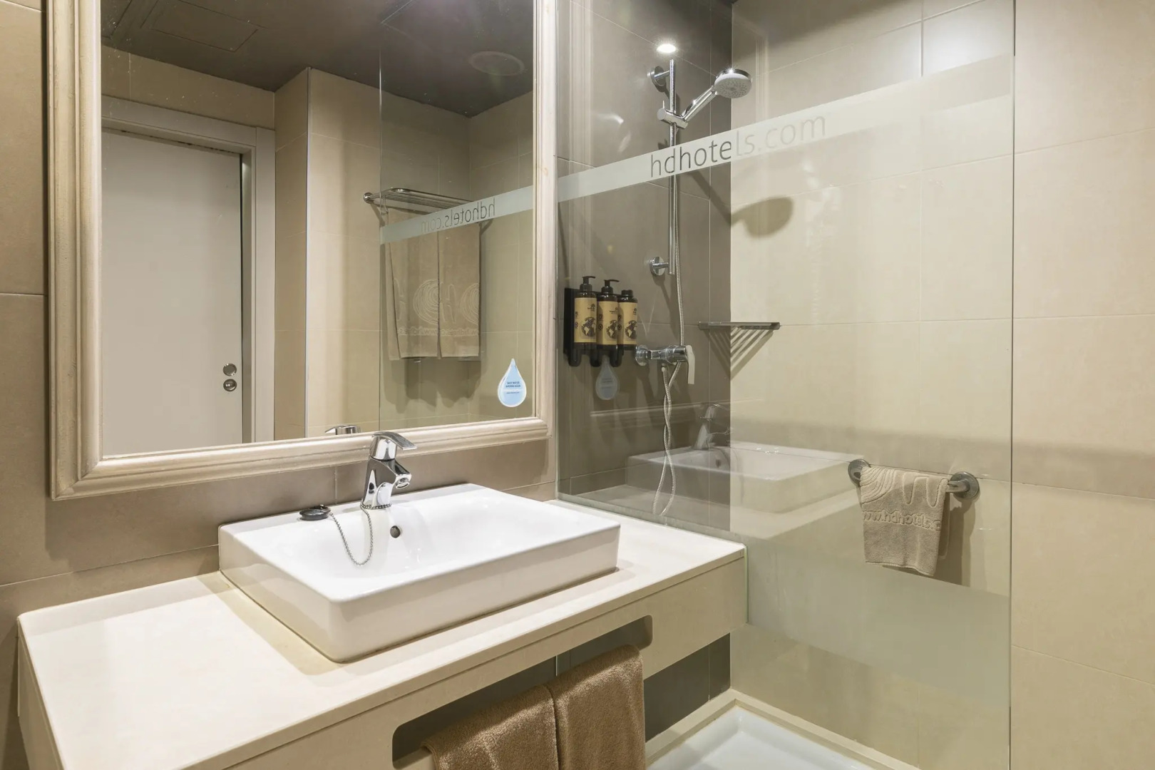 Hotel HD Beach Resort & SPA