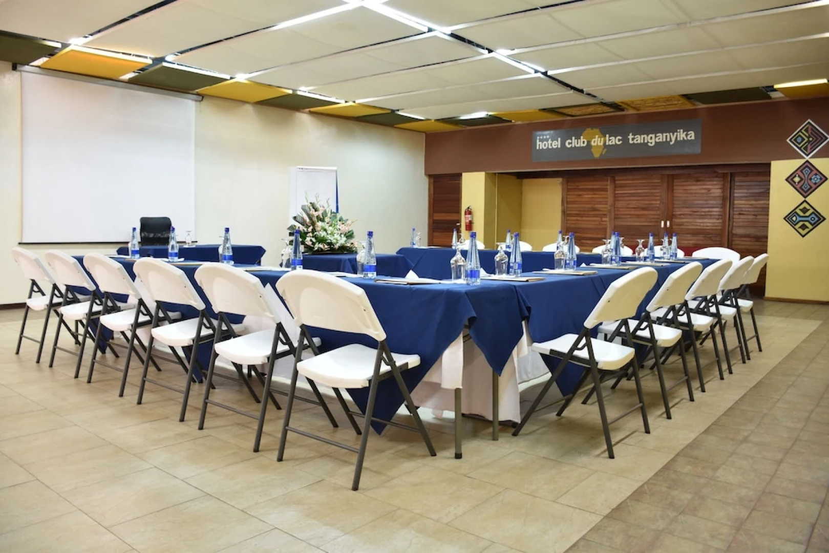 Hotel Club Du Lac Tanganyika