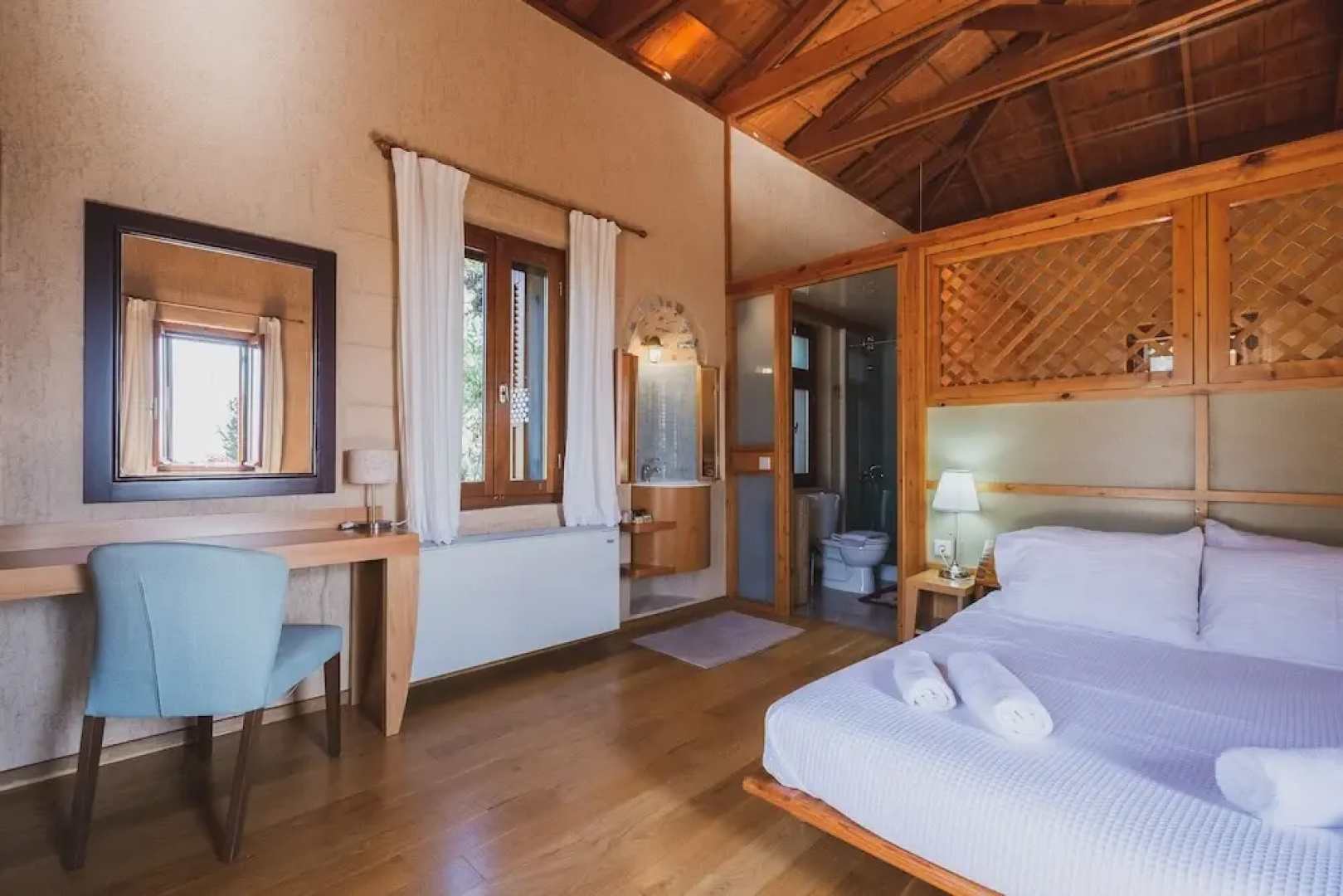 Villa Kalogra - Natural Habitat w. Views