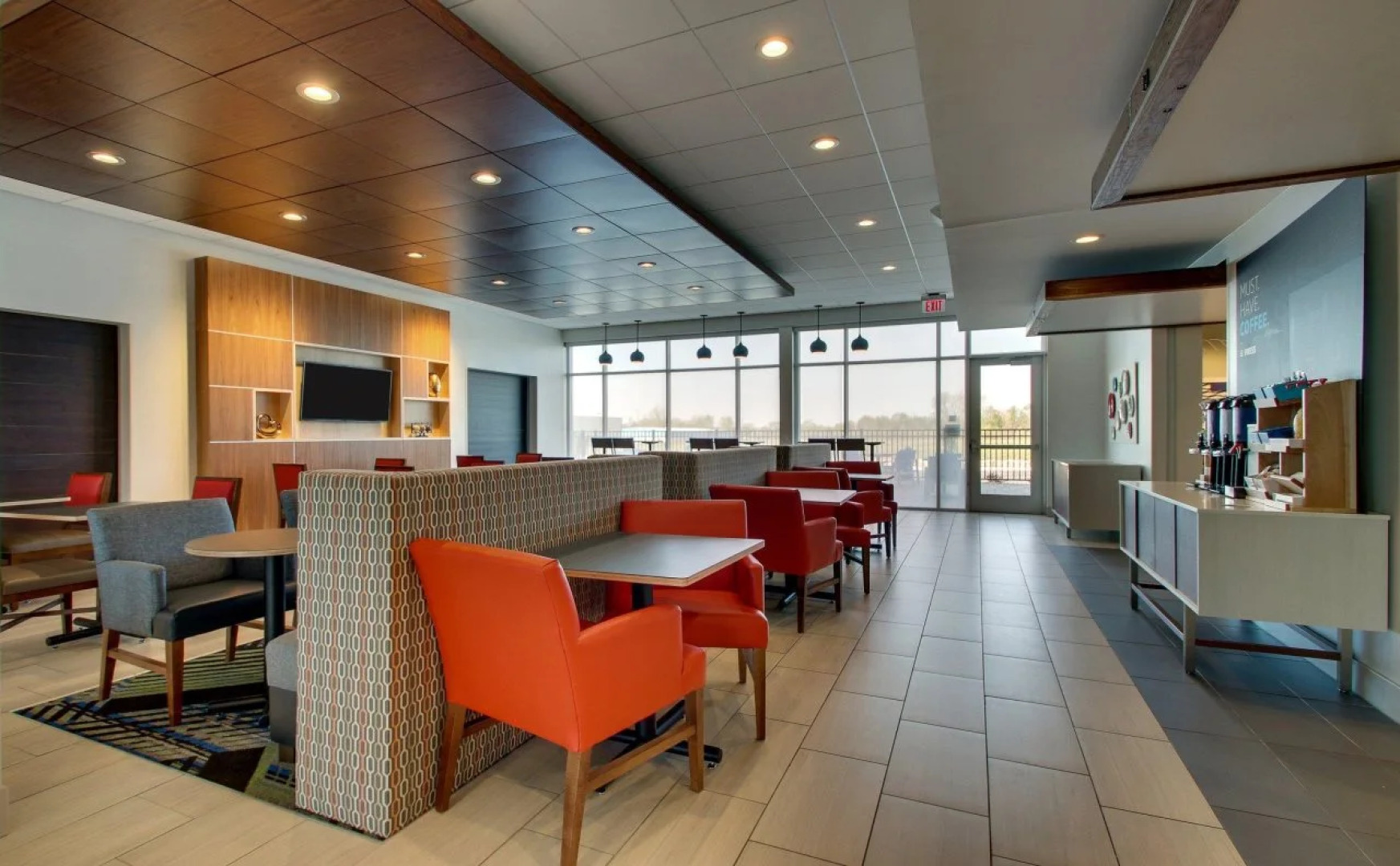 Holiday Inn Express & Suites Findlay North by IHG