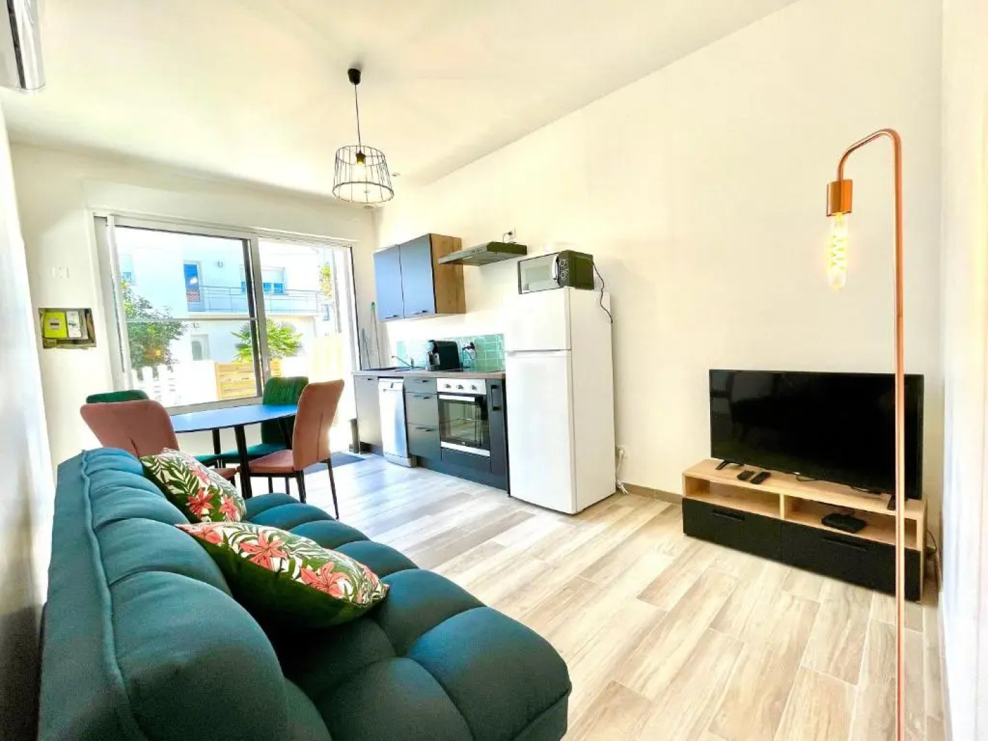 Charmant T3 Tout Equipé - proche gare Royan