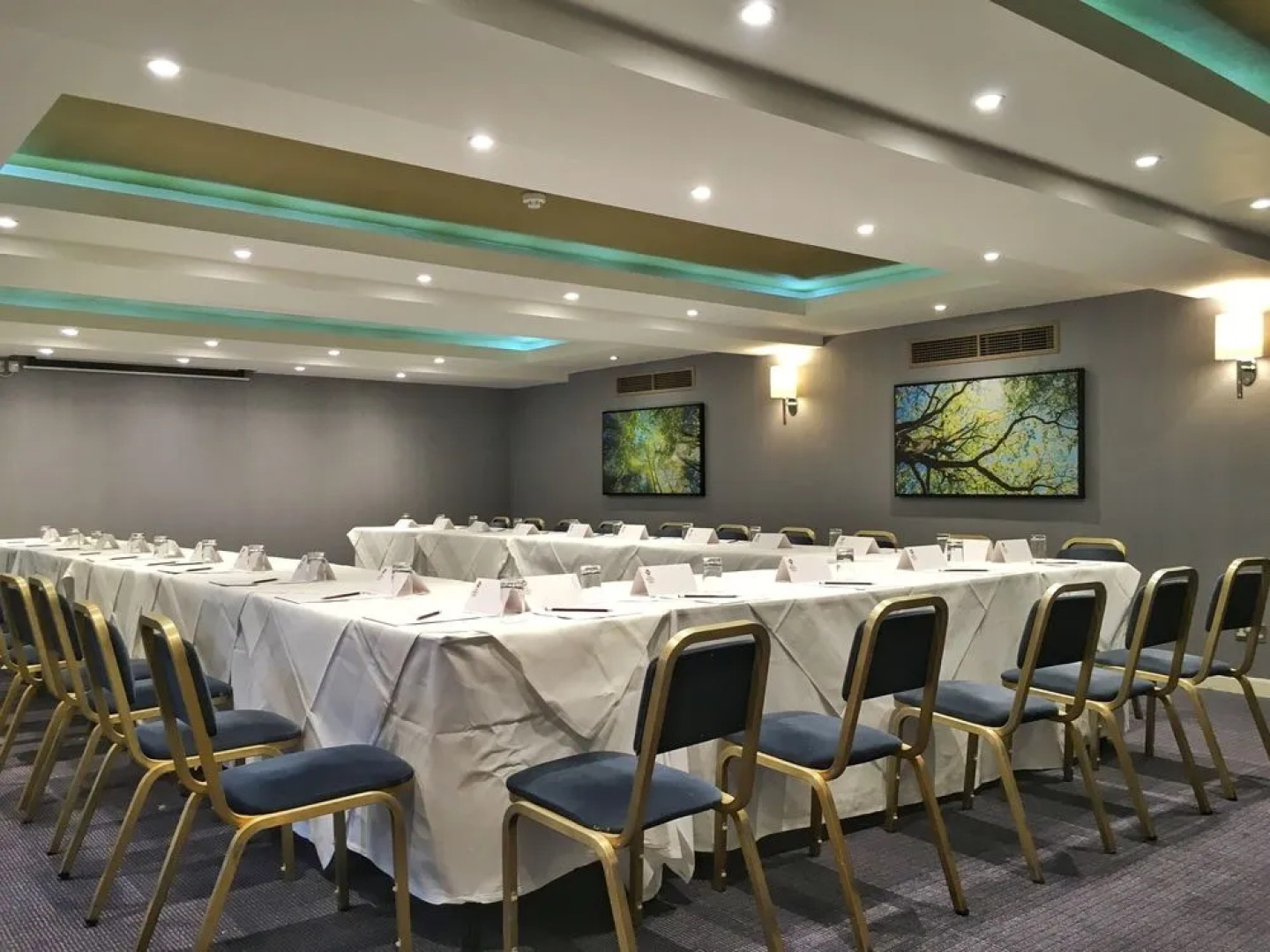 BEST WESTERN PLUS Donnington Manor Hotel