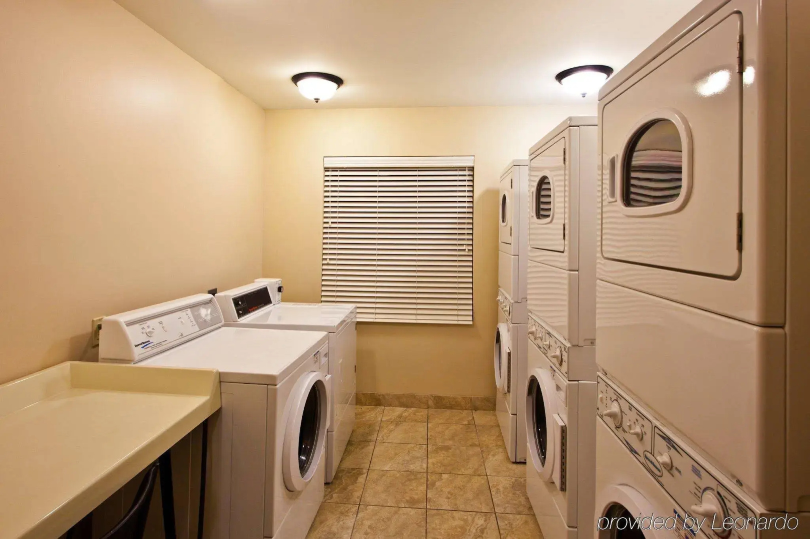Homewood Suites by Hilton Jacksonville Deerwood Park