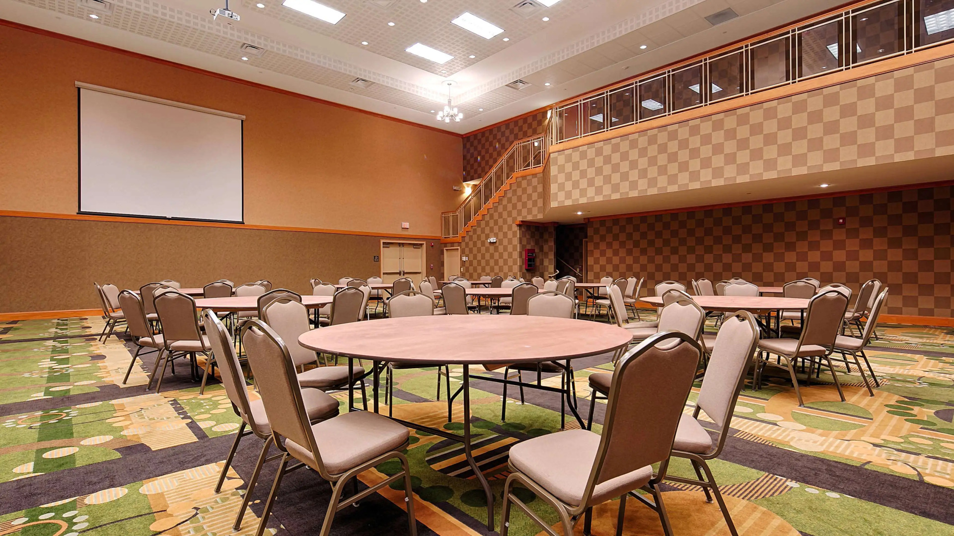 Best Western Plus Rose City Conference Center Inn