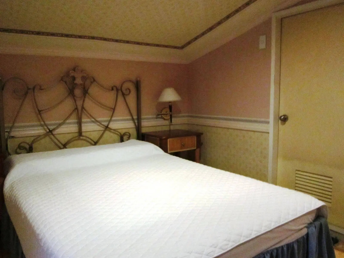 Europa Mansionette Inn