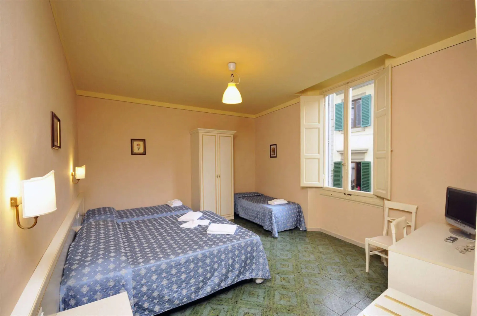 Hotel Marine