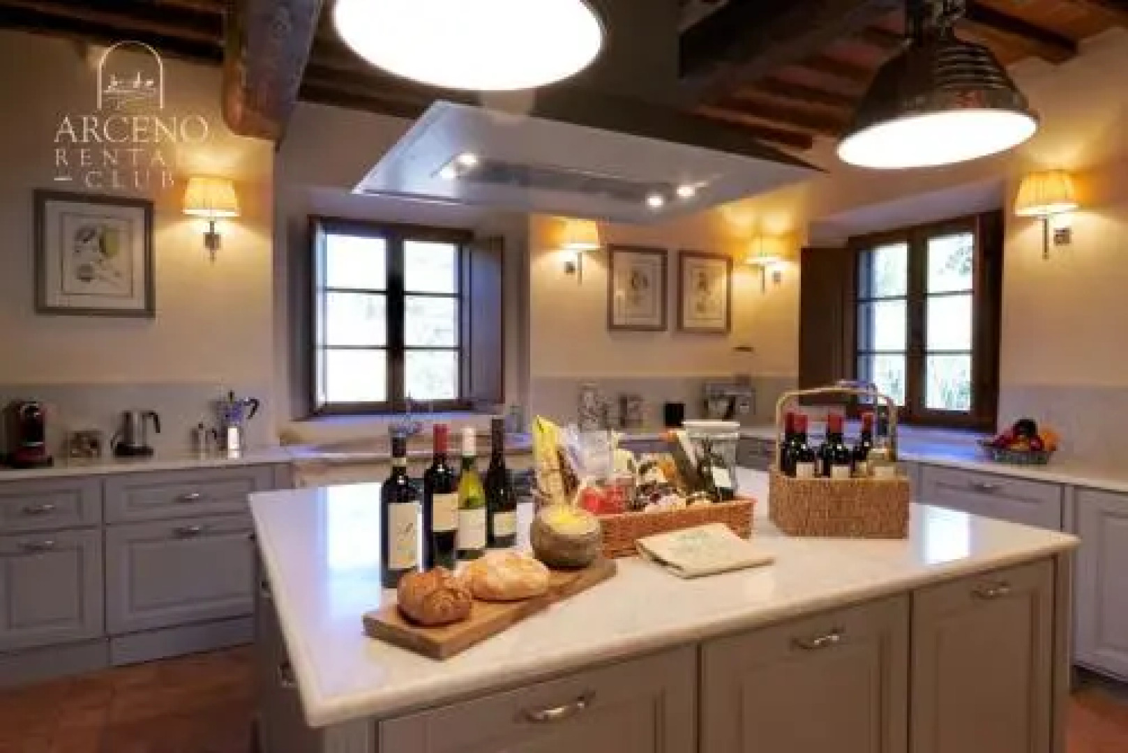 Camparone Light, ArcenoRentalsClub Magnificent Chianti Villa Exclusive Pool Concierge