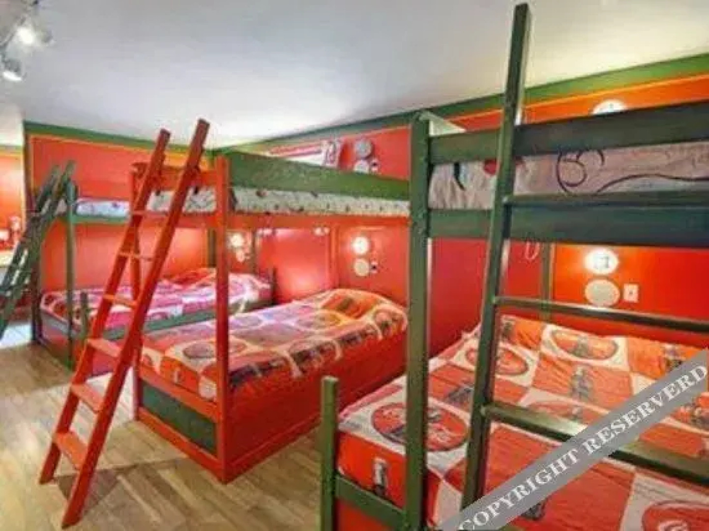 Super 8 Motel - Penticton