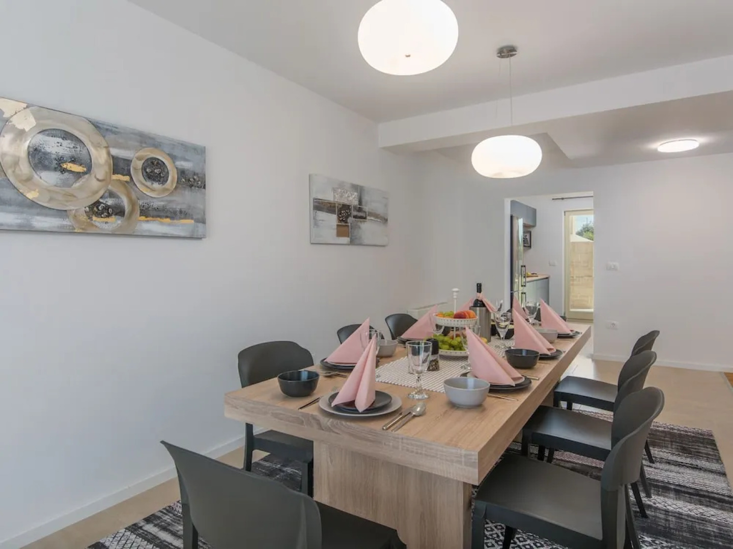 Holiday House  with private pool in a quiet location with garden and grill