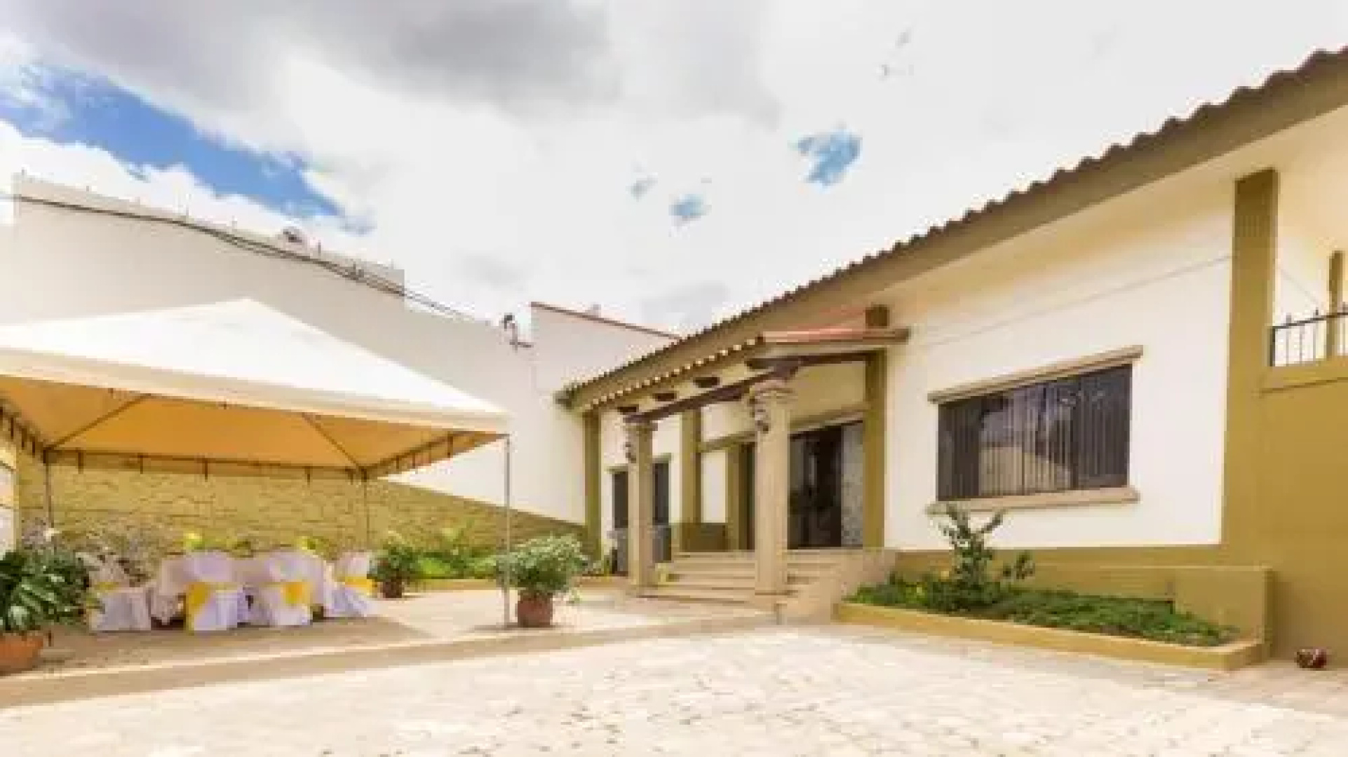 Hotel Frontera