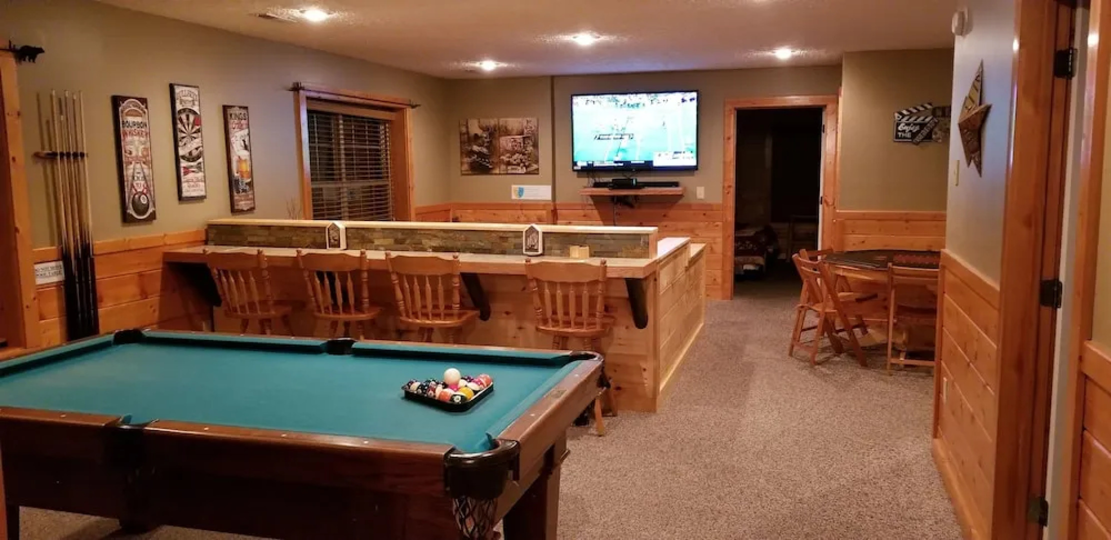 Majestic Views - Four Bedroom Cabin