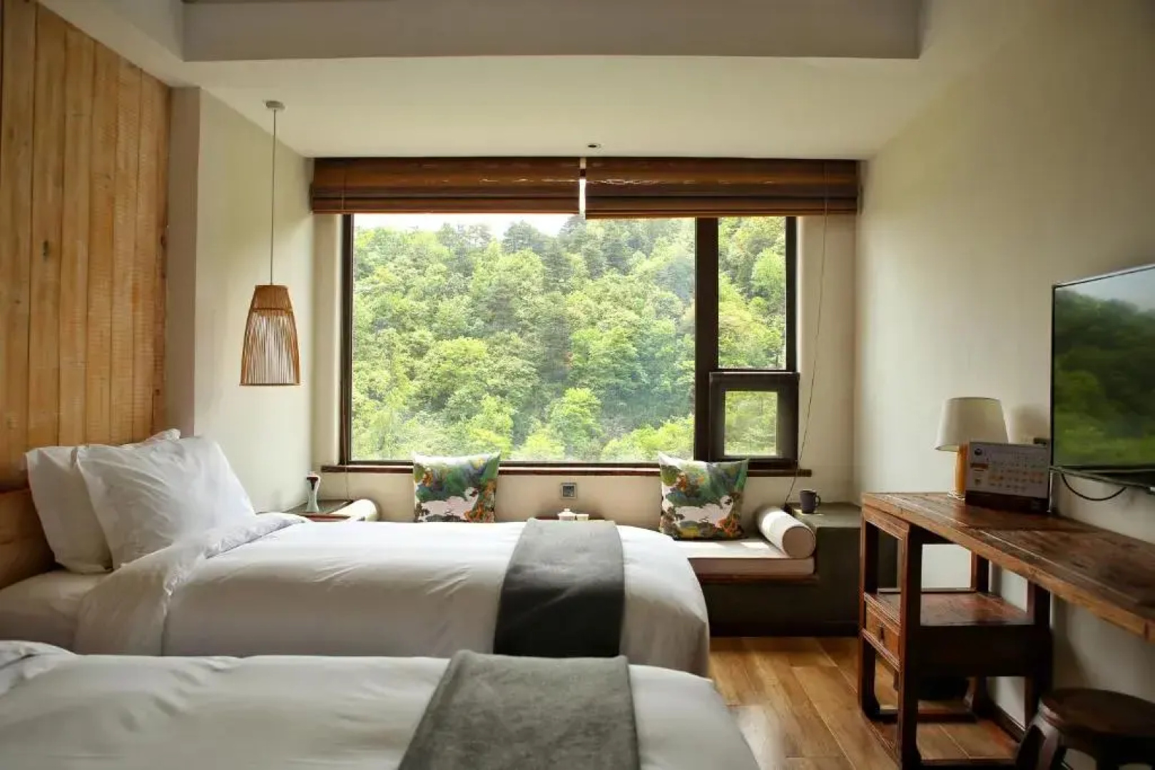 Top Zero Hotel