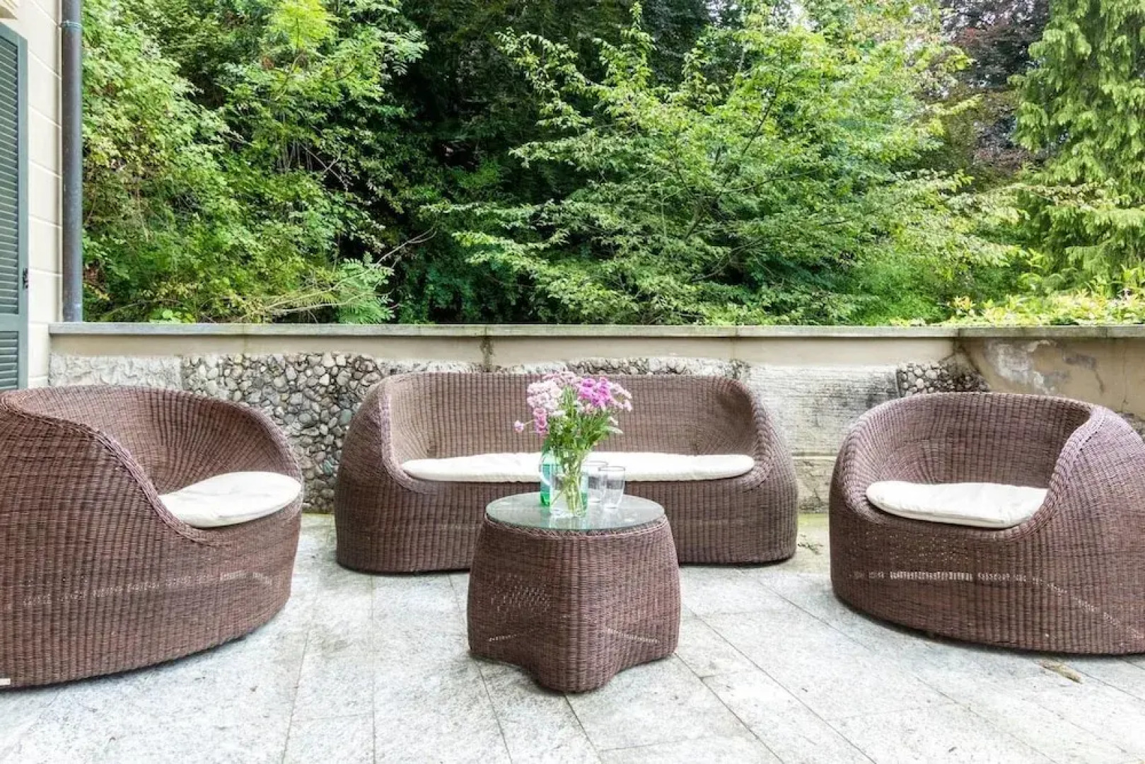 JOIVY Lake Como Waterfall House