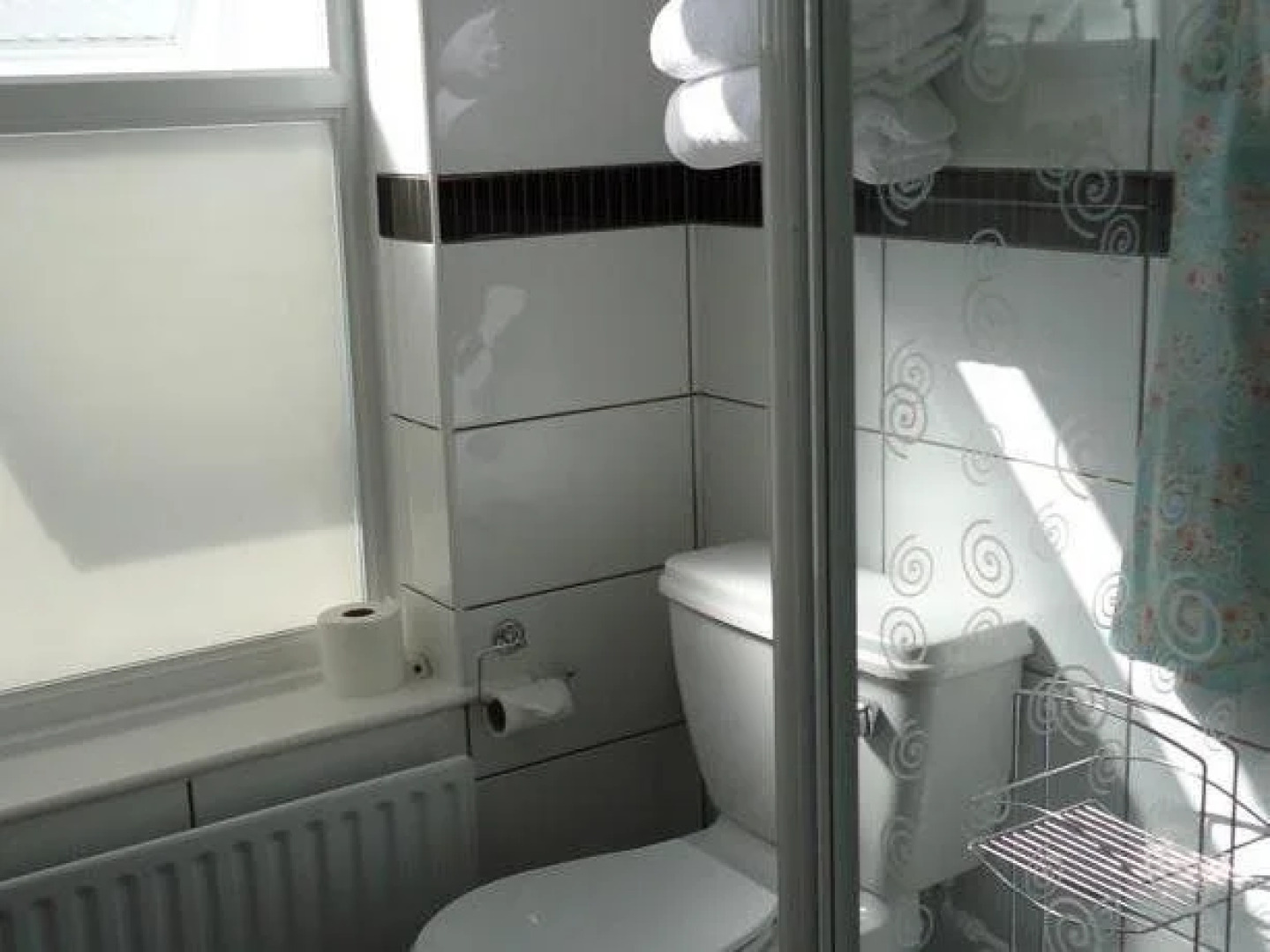 Cary Court - Guest House