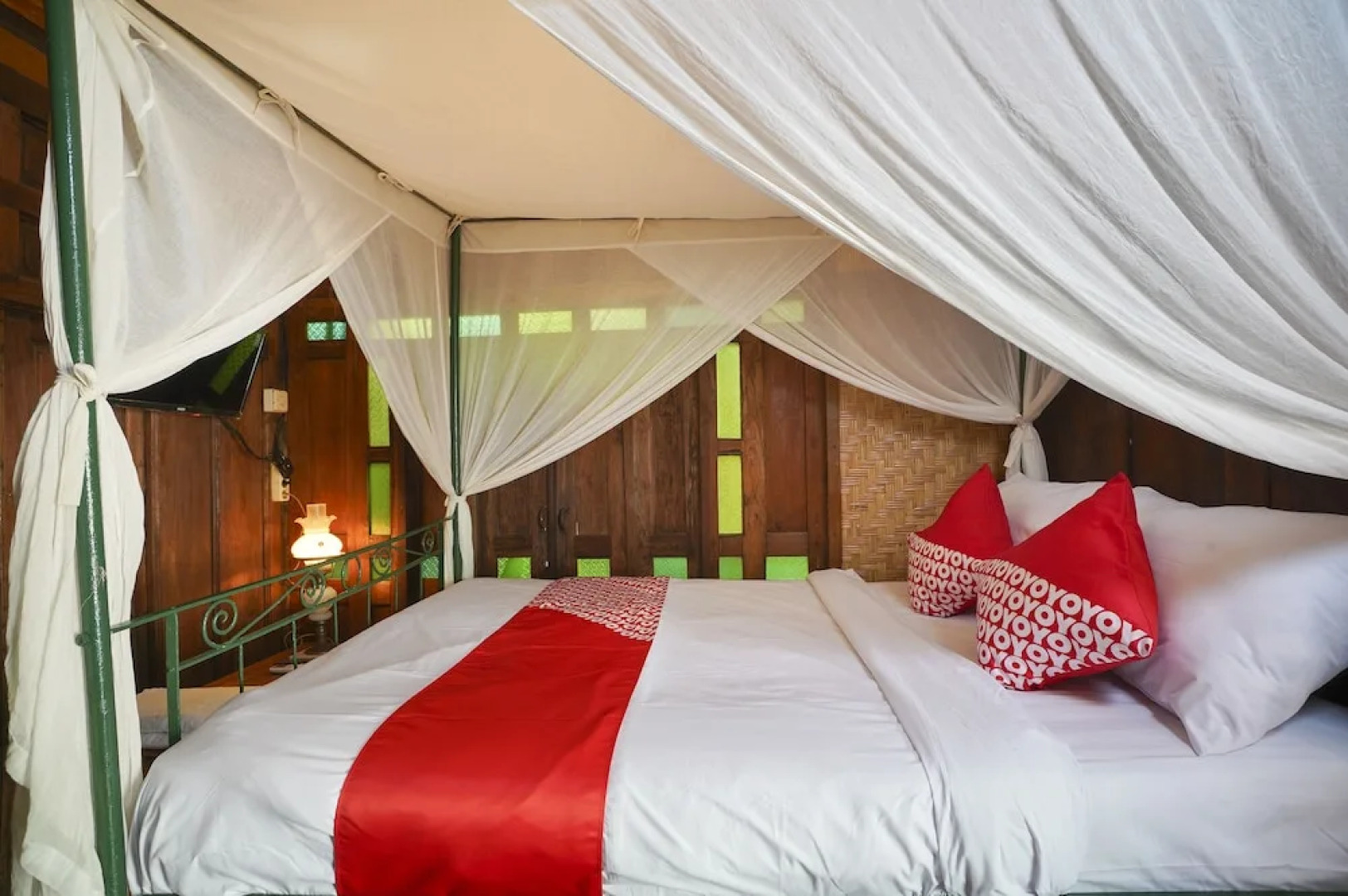 Kayu Beach Villa by OYO Rooms