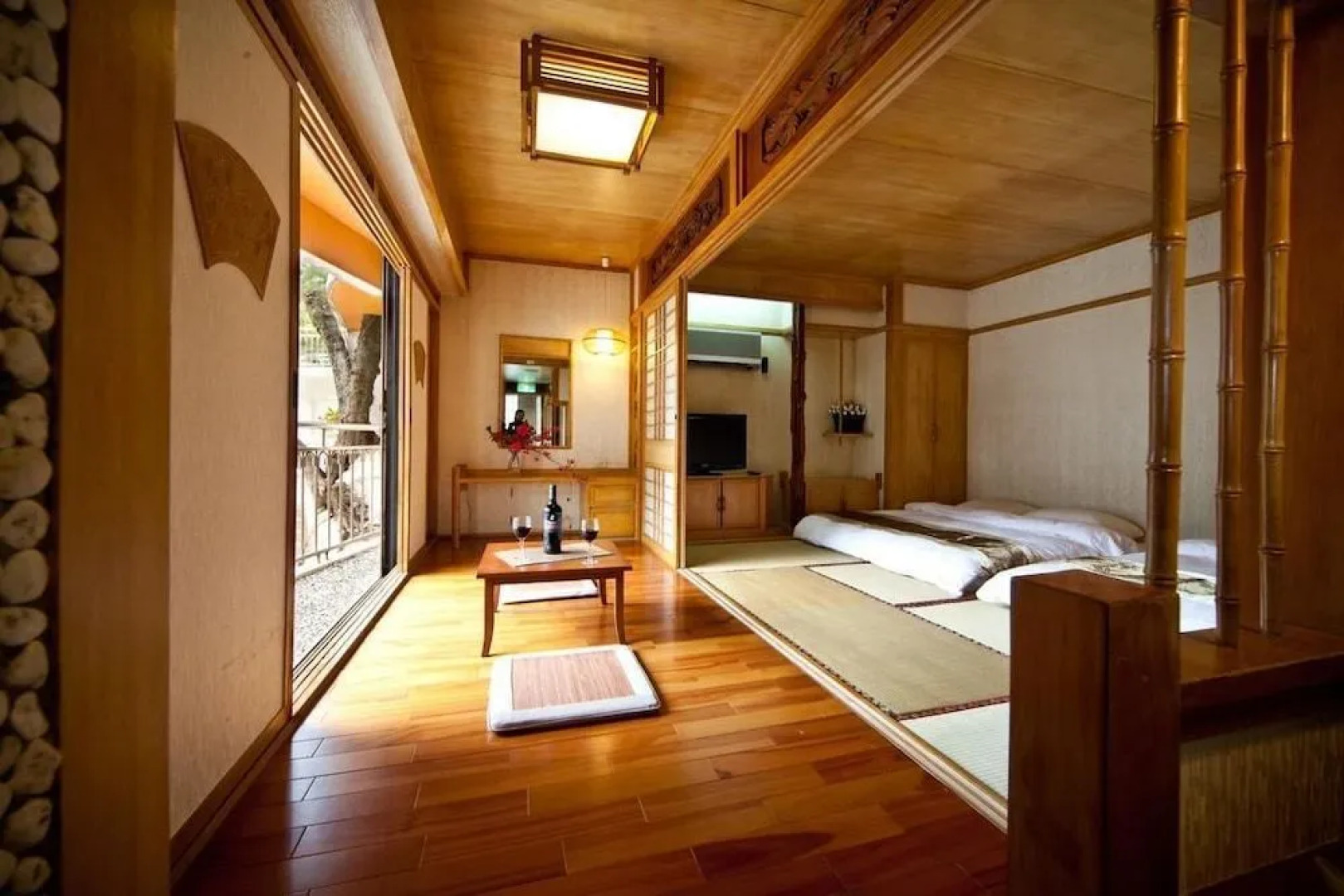 Utopia Holiday Hotel